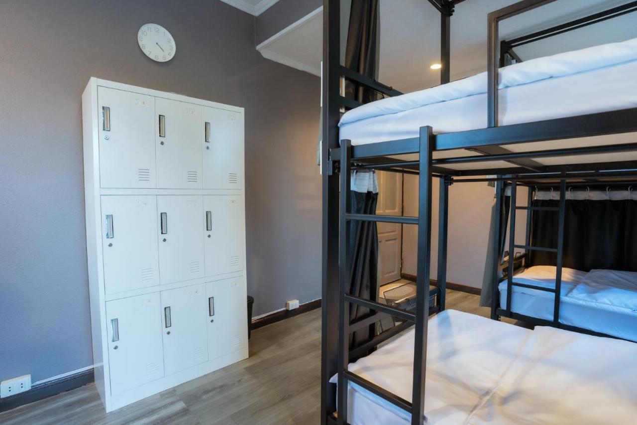 420 Hostel - Ekkamai Buds & Beds Бангкок Экстерьер фото