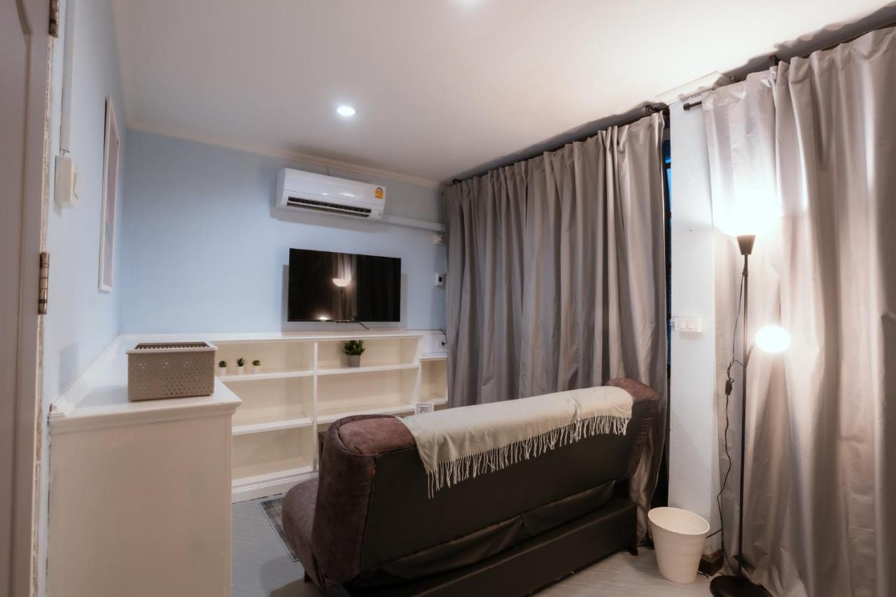 420 Hostel - Ekkamai Buds & Beds Бангкок Экстерьер фото