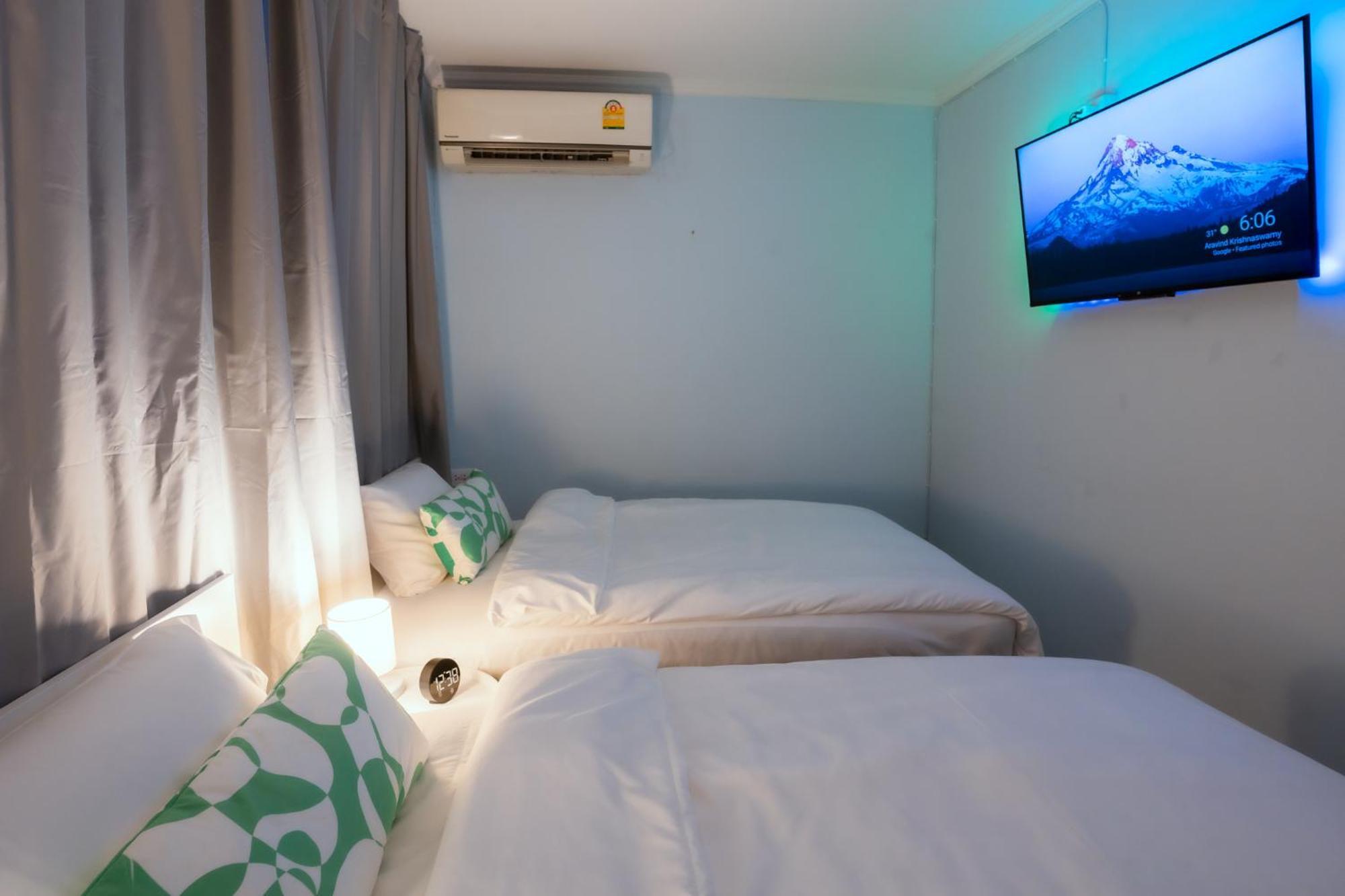 420 Hostel - Ekkamai Buds & Beds Бангкок Экстерьер фото