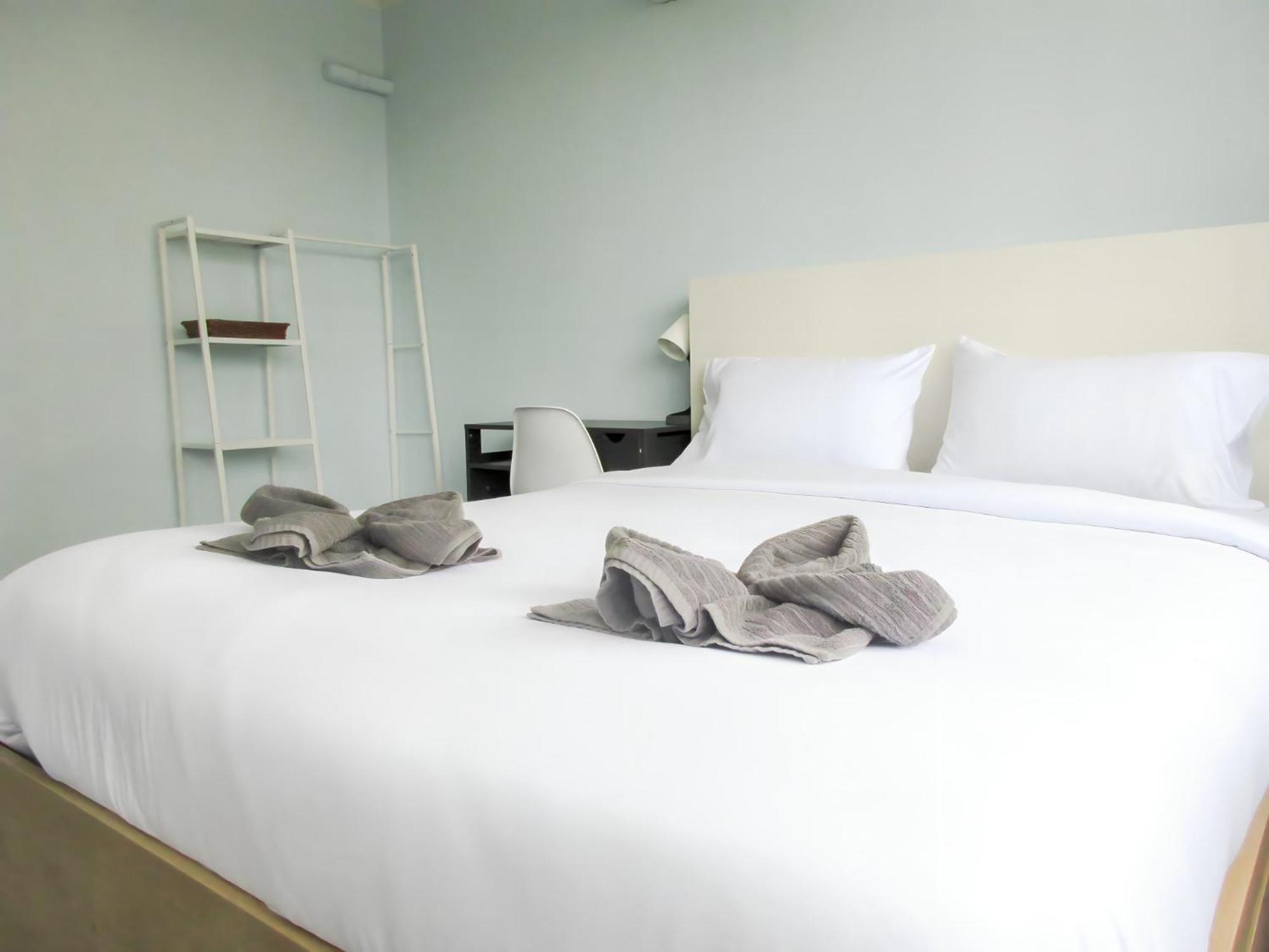 420 Hostel - Ekkamai Buds & Beds Бангкок Экстерьер фото